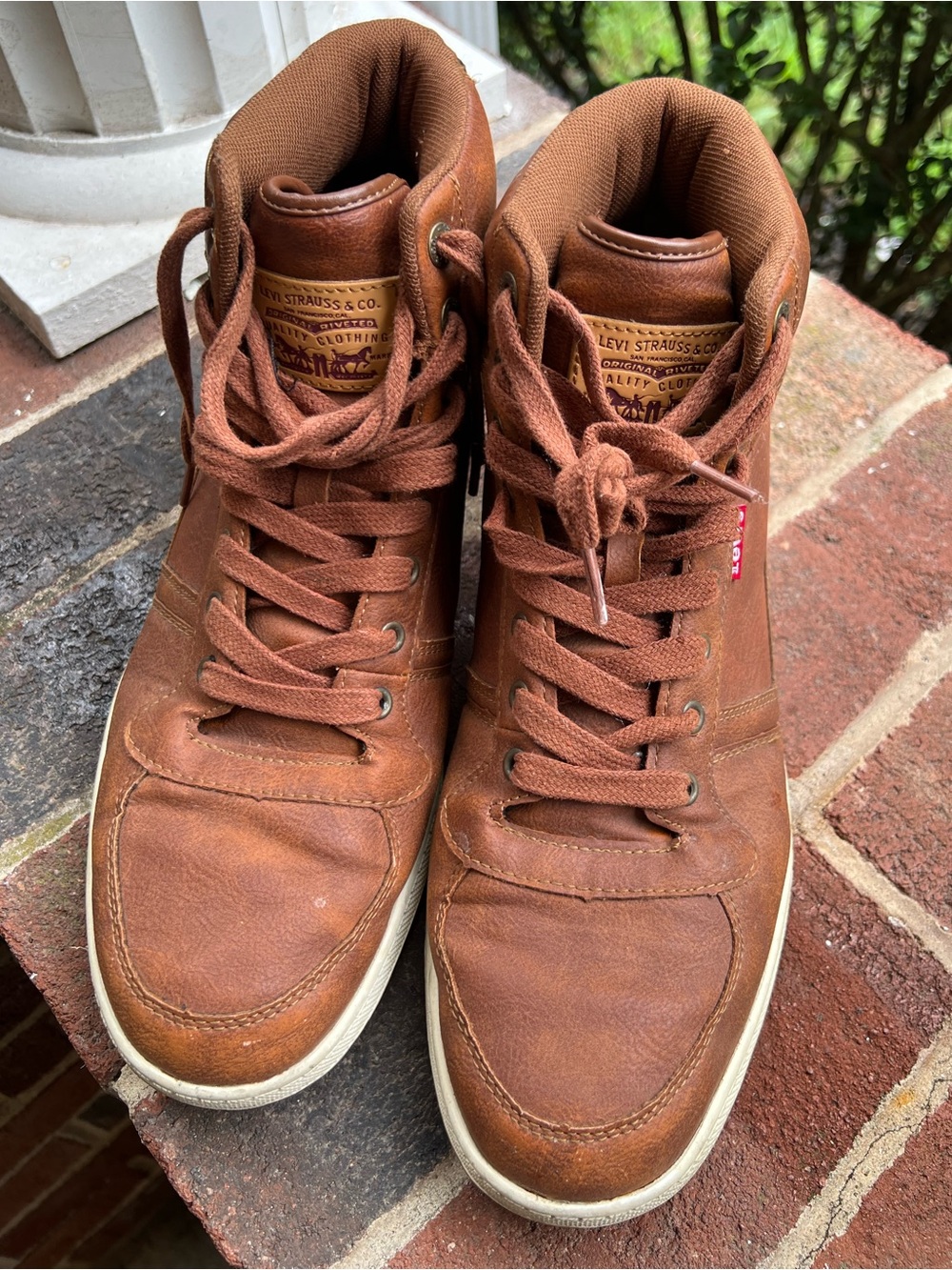 Levi's Men's Tan/Brown High-Top Lace-Up Sneakers